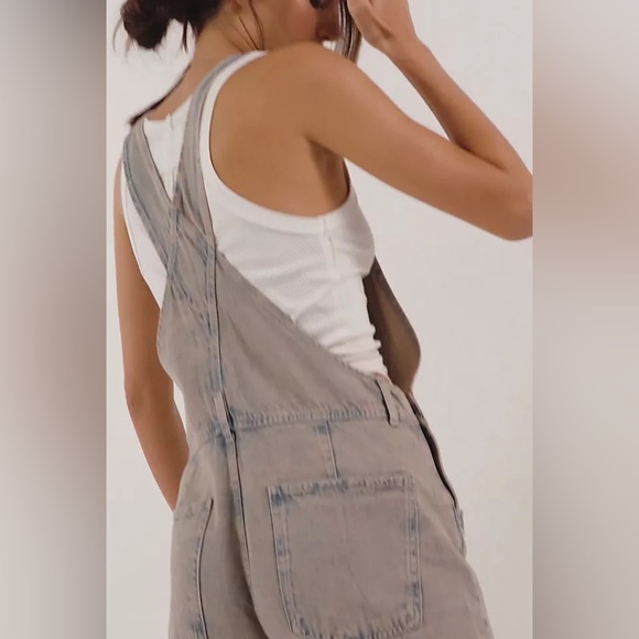 WE THE FREE Ziggy Shortalls Loose Fit Jumpsuit in Peach size L - Picture 6 of 14